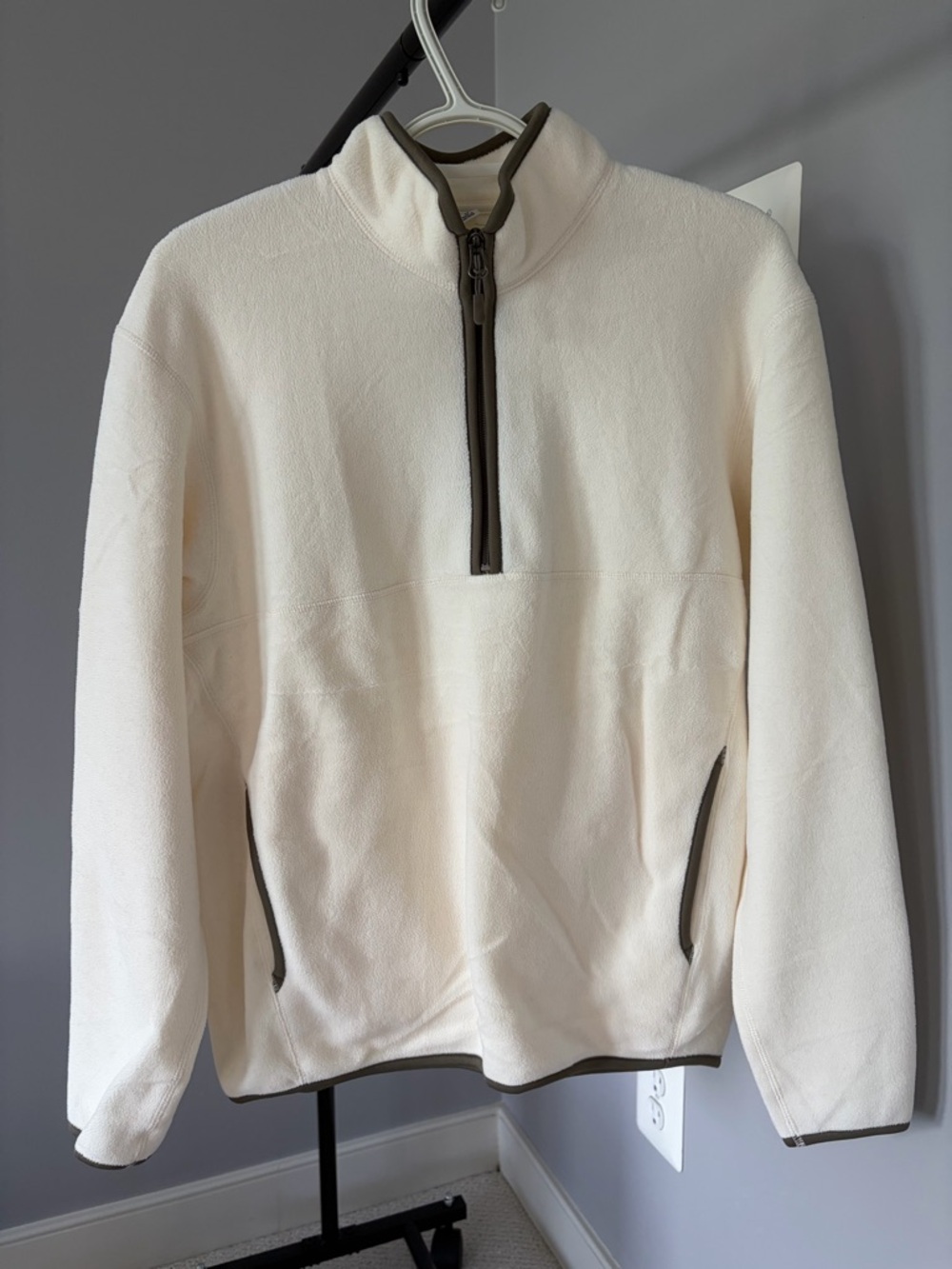 Uniqlo Cream Half-Zip Fleece